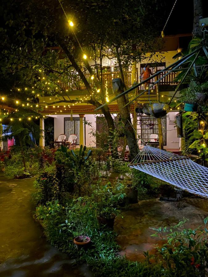 Marari John'S Beach Apartman Mararikulam Kültér fotó