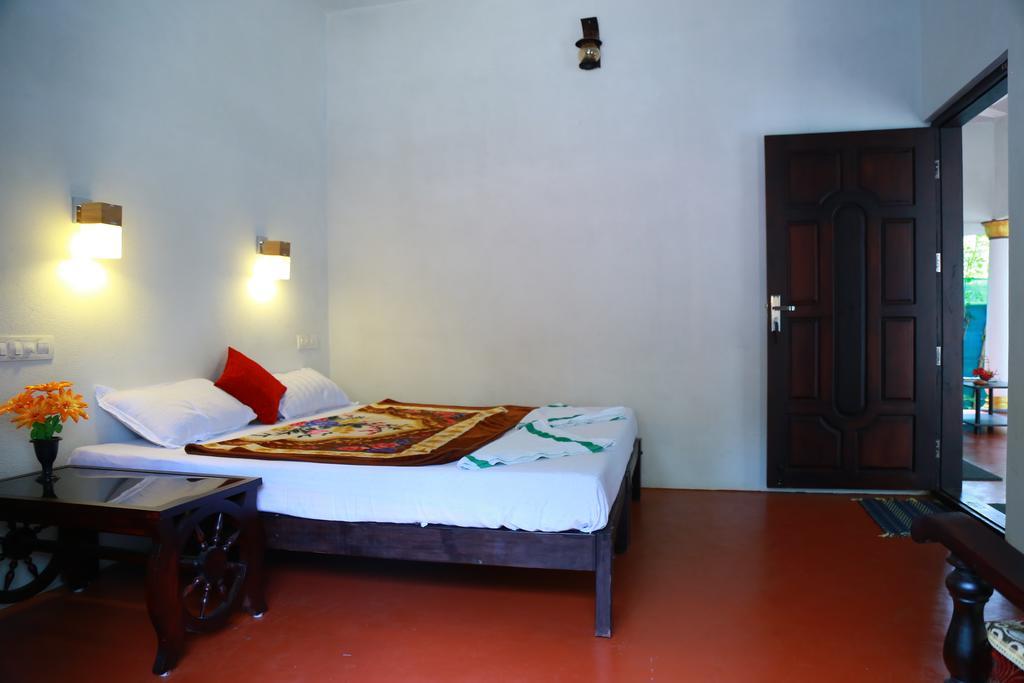 Marari John'S Beach Apartman Mararikulam Kültér fotó
